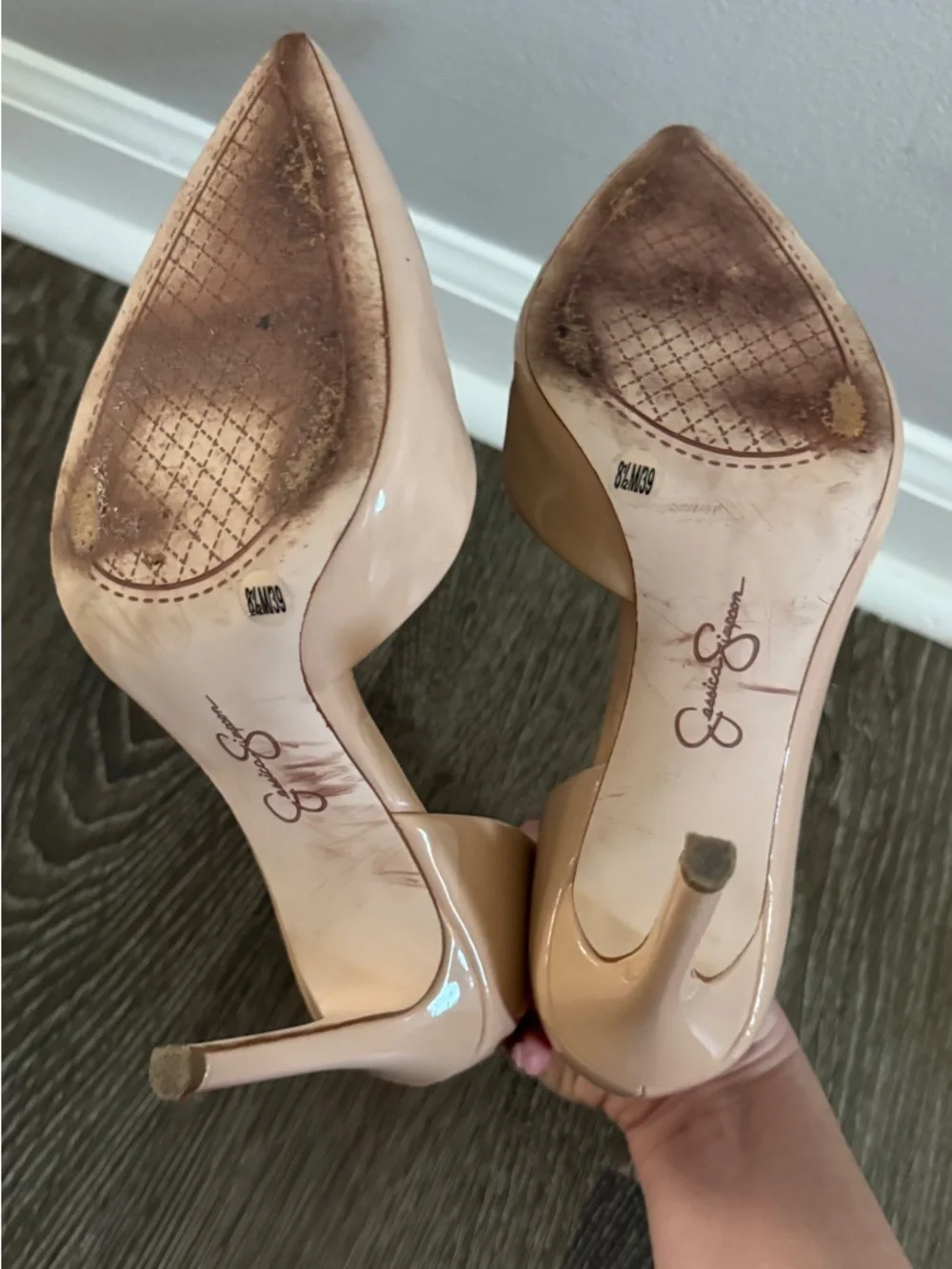 Jessica Simpson pointed side cut heels